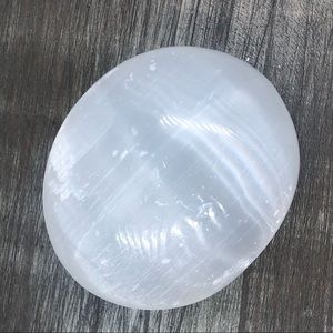 Selenite shiny polished crystal palm stone